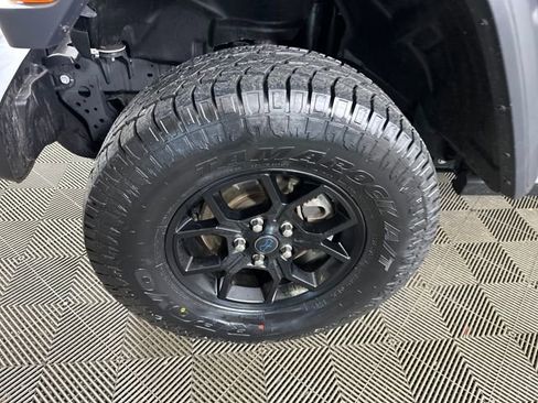 Used 2024 Jeep Wrangler Unlimited image 9