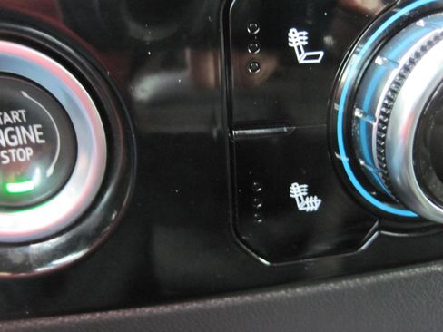 Used 2023 GMC Sierra 1500 Elevation image 16