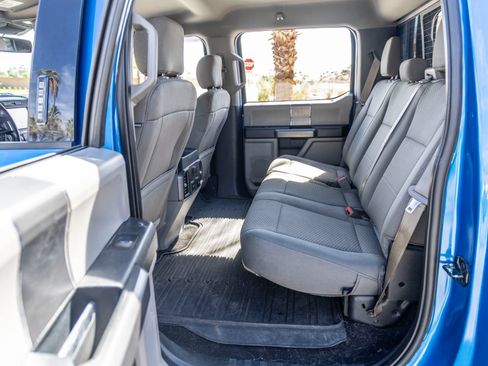 Used 2019 Ford F150 XLT w/ Equipment Group 302A Luxury AWD/4WD image 19
