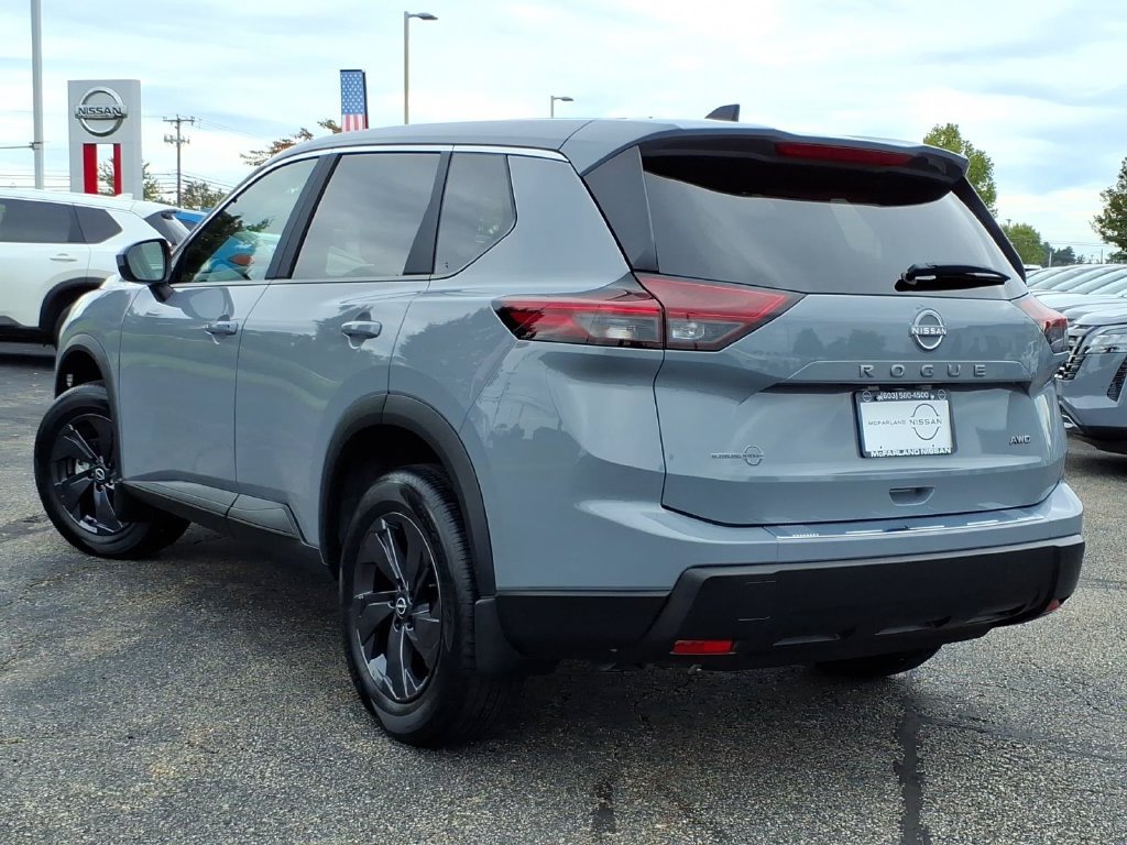 Certified 2026 Nissan Rogue SV w/ Cold Weather Package AWD/4WD image 5