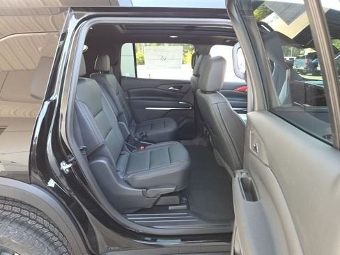 New 2026 Chevrolet Traverse Z71 image 40