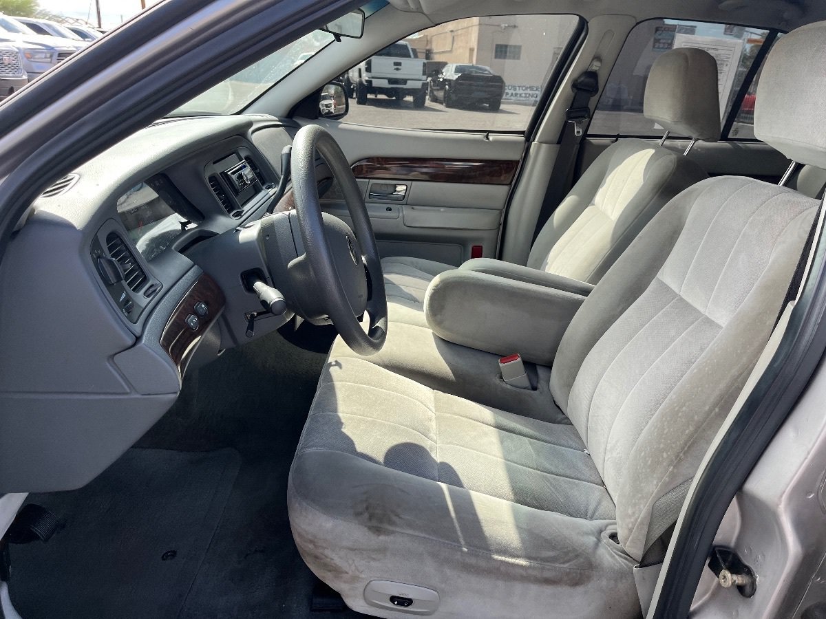 Used 2005 Mercury Grand Marquis GS RWD image 11
