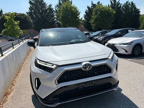 Used 2025 Toyota RAV4 XSE w/ Premium Package AWD/4WD image 5