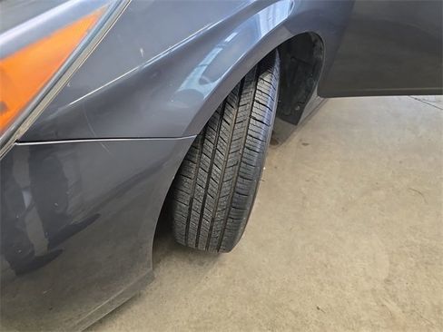 Used 2012 Toyota Prius Base image 18