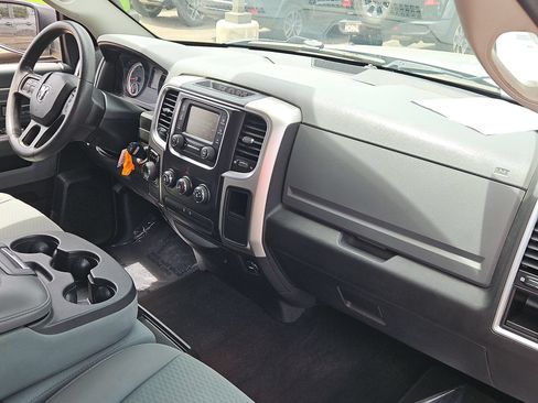 Used 2017 RAM 1500 Classic SLT RWD image 25
