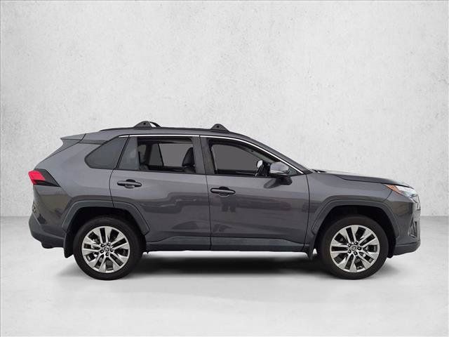 Used 2023 Toyota RAV4 XLE Premium FWD image 4