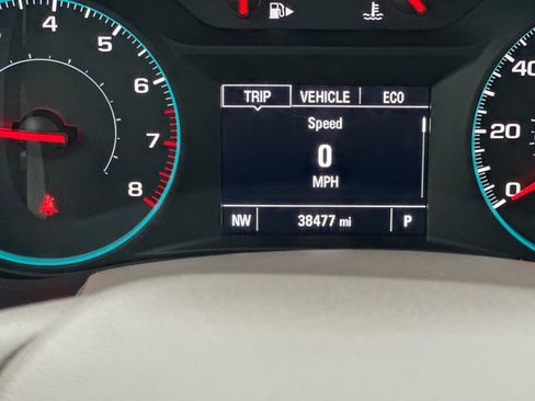 Used 2021 Chevrolet Malibu LS image 28