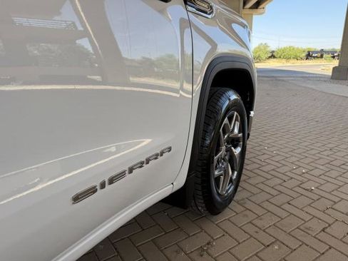 New 2026 GMC Sierra 1500 SLE image 12