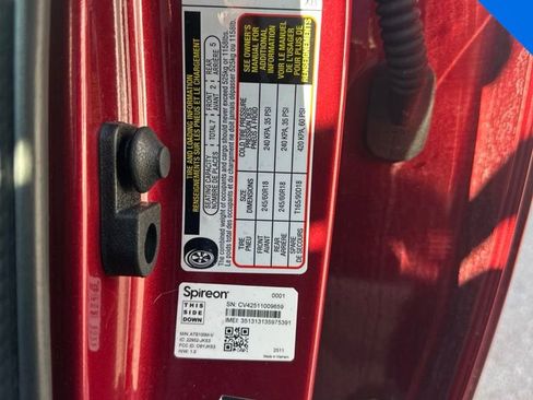 Certified 2025 Subaru Ascent Premium AWD/4WD image 13