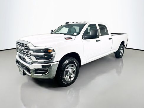 New 2026 RAM 2500 Tradesman w/ Chrome Appearance Group image 3