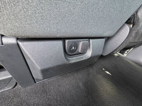 Used 2025 Ford F150 XLT w/ Equipment Group 301A Standard AWD/4WD image 15