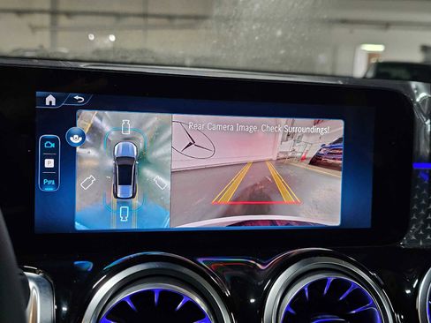 New 2026 Mercedes-Benz GLB 250 4MATIC image 27