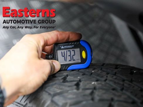 Used 2019 Jeep Wrangler Unlimited Sport S image 28