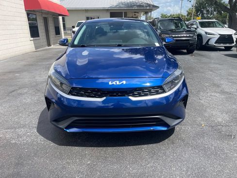 Used 2022 Kia Forte LXS w/ LXS Technology Package FWD image 8