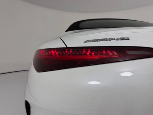 Used 2022 Mercedes-Benz SL 55 AMG 4MATIC image 20