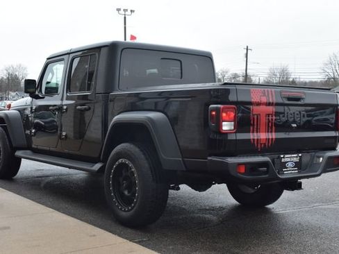 Used 2021 Jeep Gladiator Sport w/ Trailer Tow Package AWD/4WD image 12
