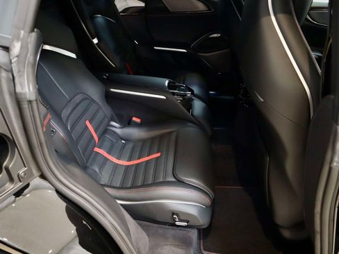 Certified 2025 Ferrari Purosangue AWD/4WD image 15