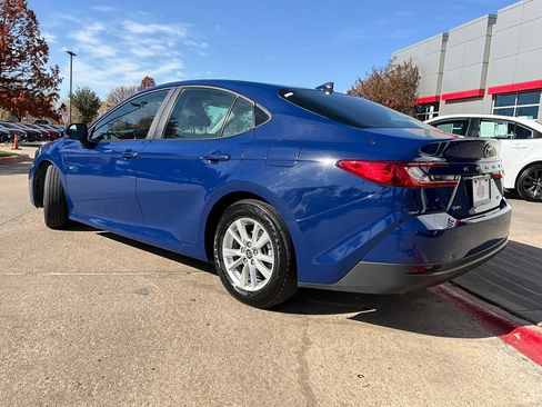 Used 2025 Toyota Camry LE image 8