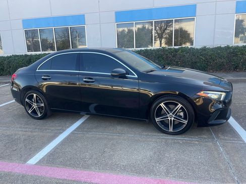 Used 2022 Mercedes-Benz A 220 image 11