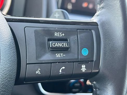 Certified 2024 Nissan Rogue SL w/ SL Premium Package FWD image 12
