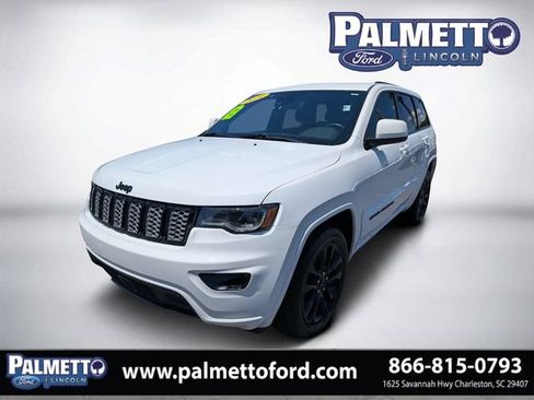 Used 2021 Jeep Grand Cherokee Laredo X AWD/4WD image 8