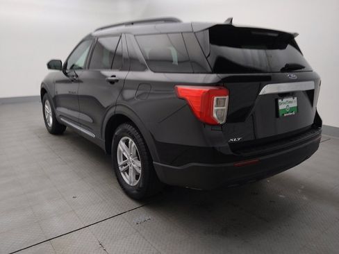 Used 2022 Ford Explorer XLT image 5