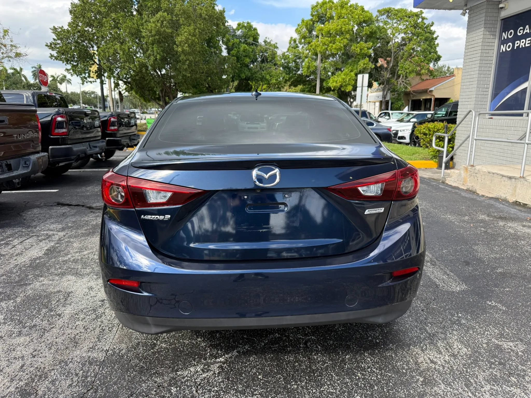 Used 2016 MAZDA MAZDA3 s Touring FWD image 7