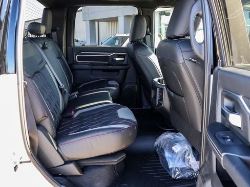 New 2025 RAM 2500 Big Horn AWD/4WD image 51