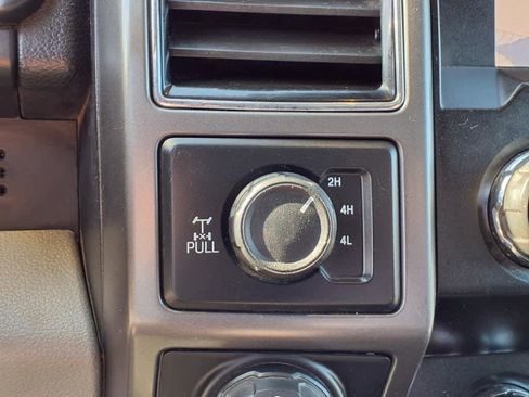 Used 2020 Ford F150 XLT w/ Equipment Group 302A Luxury image 19