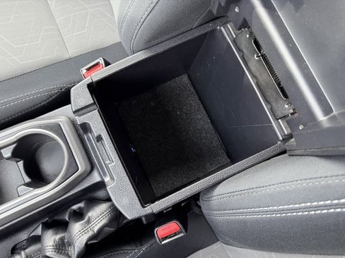 Used 2021 Toyota Tacoma TRD Off-Road image 25