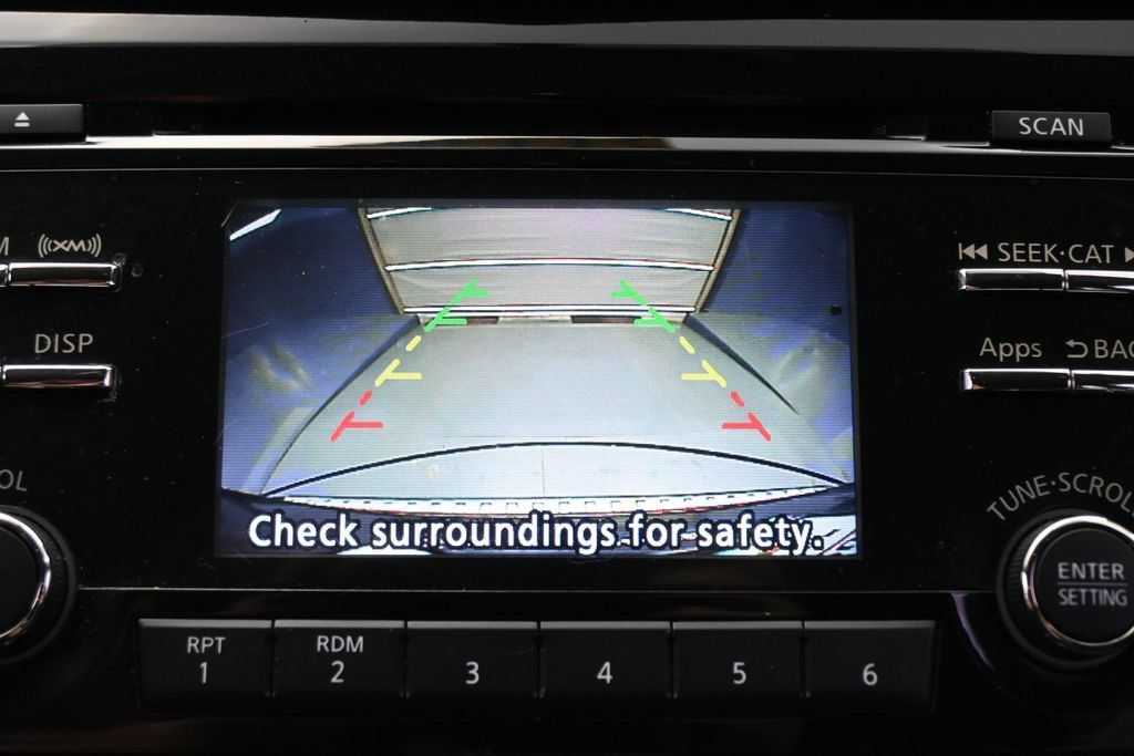 Used 2015 Nissan Rogue SV AWD/4WD image 22