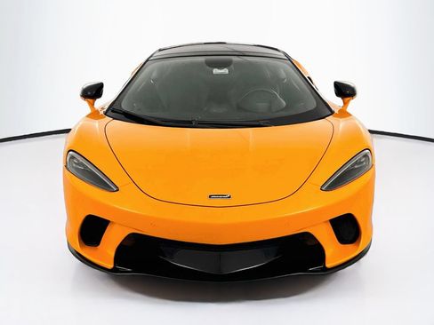 Used 2021 McLaren GT RWD image 2