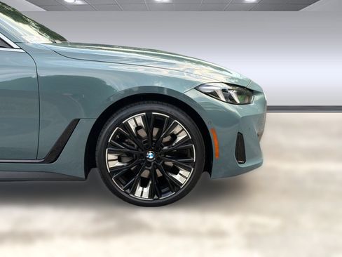 Used 2025 BMW 430i w/ Premium Package RWD image 12