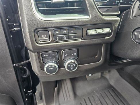 Used 2023 GMC Yukon XL AT4 w/ Technology Package AWD/4WD image 25