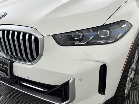 Used 2025 BMW X5 xDrive50e AWD/4WD image 12