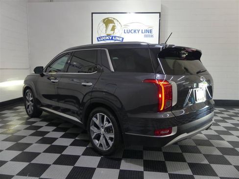 Used 2020 Hyundai Palisade SEL w/ Premium Package FWD image 11