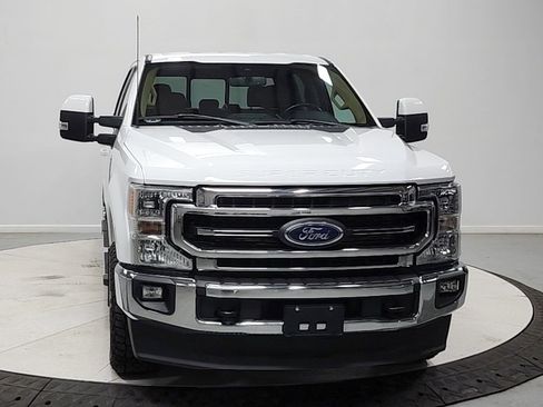Used 2022 Ford F350 Lariat w/ Lariat Value Package AWD/4WD image 2