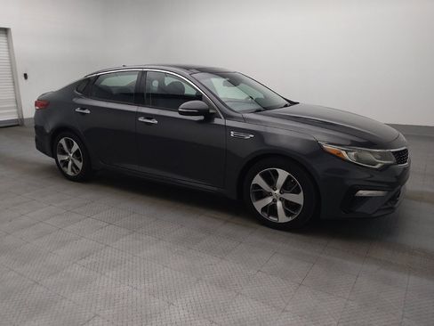 Used 2019 Kia Optima S w/ S Panoramic Sunroof Package FWD image 11