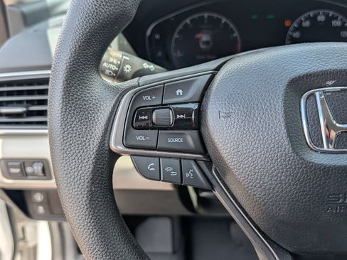 Used 2018 Honda Accord LX image 14