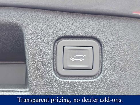 New 2025 Chevrolet Blazer EV RS image 8