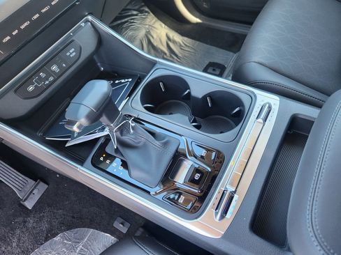 New 2026 Kia Carnival SX FWD image 18