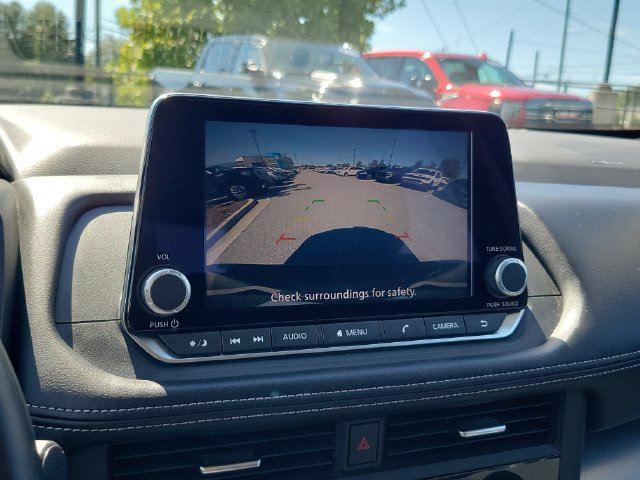 Used 2025 Nissan Rogue SV FWD image 20