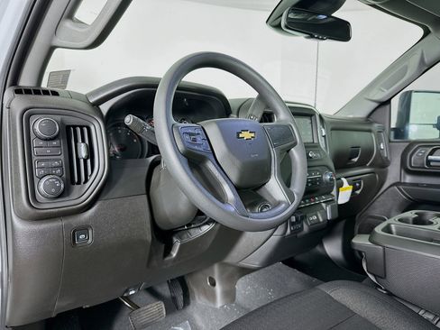 New 2025 Chevrolet Silverado 2500 Custom w/ Custom Value Package image 9