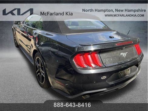 Used 2020 Ford Mustang Premium RWD image 5