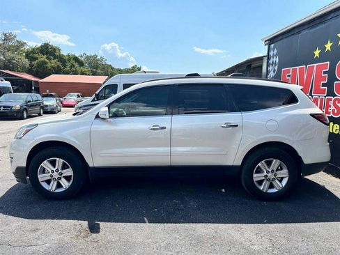 Used 2014 Chevrolet Traverse LT FWD image 4