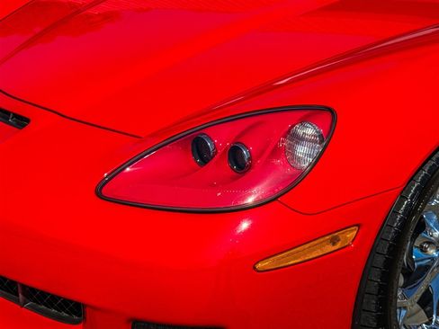 Used 2010 Chevrolet Corvette Grand Sport w/ Preferred Equipment Group image 16