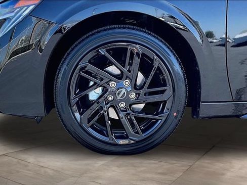 New 2027 Nissan Sentra SR w/ SR All Weather Package FWD image 13