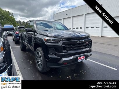Used 2023 Chevrolet Colorado Z71 w/ Z71 Convenience Package 2