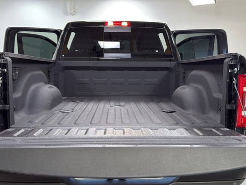 Used 2022 RAM 2500 Laramie image 16