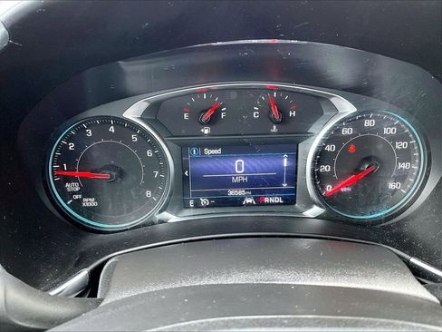 Used 2023 Chevrolet Equinox LT AWD/4WD image 24